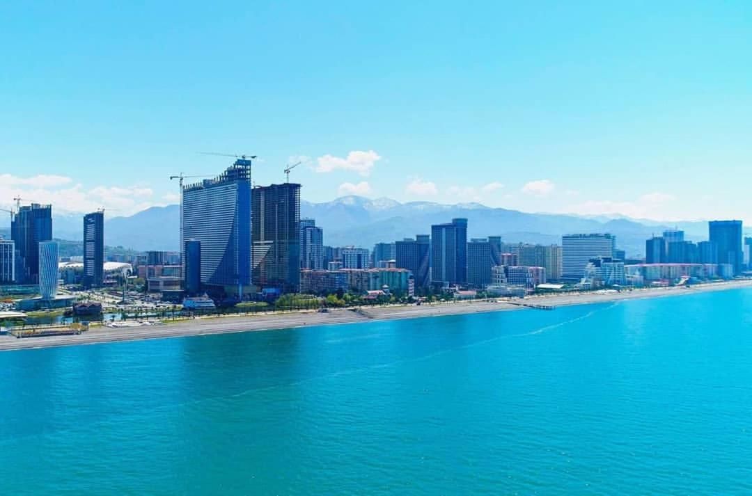 Отель Orbi Twin Tower Hotel room Батуми